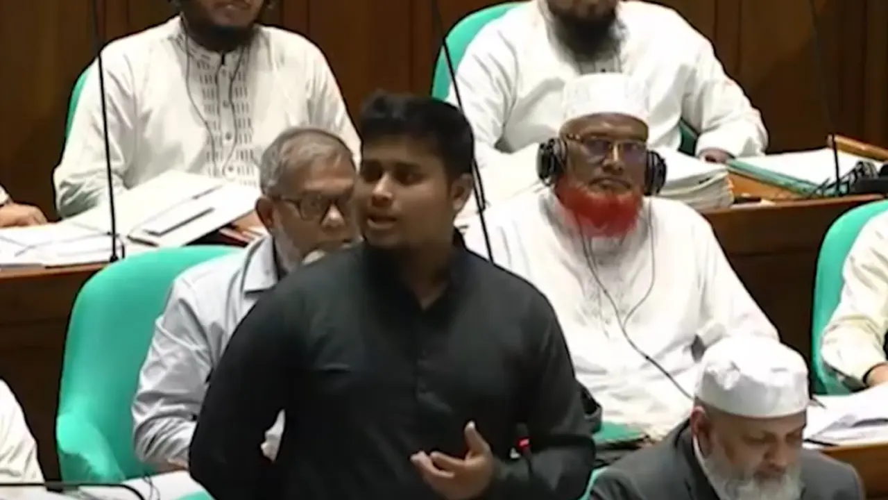 বিরোধী মত দমনে পুরোনো সংস্কৃতিতে ফিরছে সরকার : হাসনাত আবদুল্লাহ