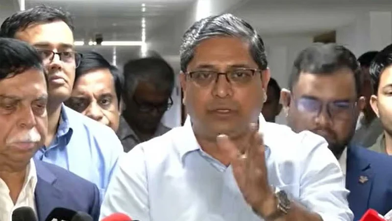 স্থানীয় সরকার নির্বাচনে আওয়ামী লীগের কেউ প্রার্থী হলে সমস্যা নেই: মীর শাহে আলম